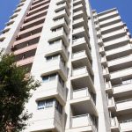 敷地内は緑が豊かで、落ち着いた住環境が魅力のマンションです!(外観) 敷地内は緑が豊かで、落ち着いた住環境が魅力のマンションです!(外観)